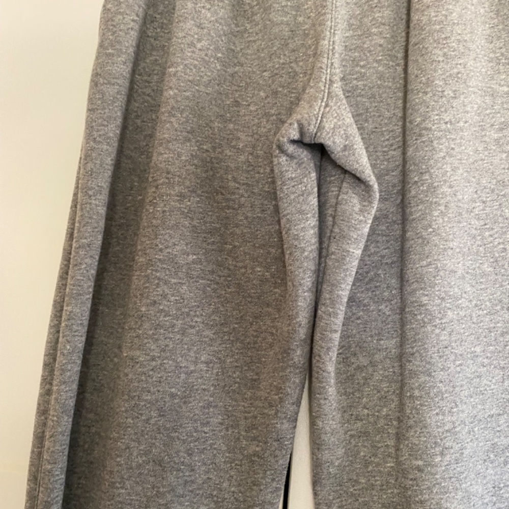 Nike - Picture 4 of 11